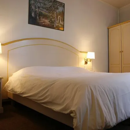 Acte V Hotel Parigi